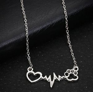 Gratis schip 20 stks / partij Antiek Zilver Hollow Paw Print Heart Choker Charms Chain Ketting DIY