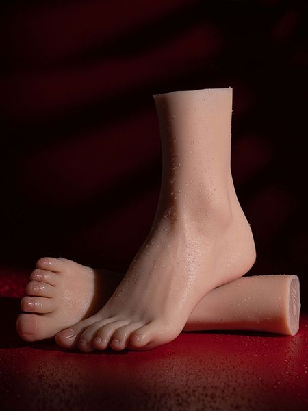 Bateau gratuit!! Poupée réaliste de pieds de mannequin de pied de silicone femmes à vendre