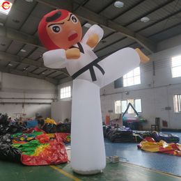 Activités extérieures de navires gratuits 5mh (16,5 pieds) avec ventilateur géant gonflable Taekwondo Boxing Man Cartoon à vendre
