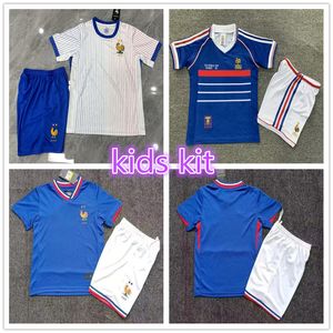 Français 2024 2025 98 Retro Benzema Kids Kit Soccer Jerseys 24 25 Maillots de football GRIEZMANN POGBA MBAPPE kante maillot Francia 1998 enfants ensemble maillots de football