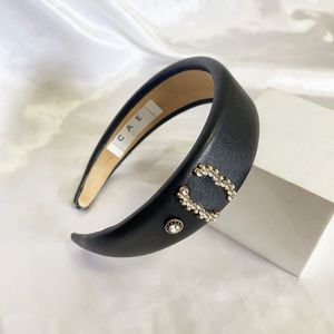 Franse boetiek lederen hoofdband lente nieuwe diamant parel haar clip zwarte vintage charme haar sieraden ontwerp voor dames koppels hoofdband