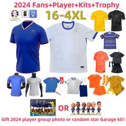 16-4xl Club français Sets complets Benzema Soccer Jerseys 2024 Giroud Thuram Mbappe Griezmann Saliba Pavard Kante Maillot de Foot Equice Maillots Men Football Shirt