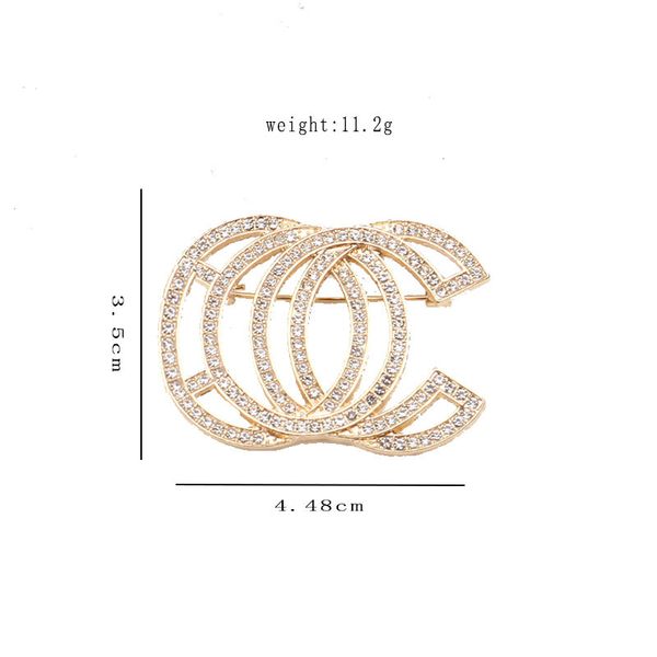 Broches de lettre de marque de créateur français pour femmes, bijoux géométriques, broche en or, broche en diamant complet, pour hommes, mariage, chemisier, costume, bouton, accessoires en tissu