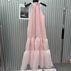 Robe française, robe en décolleté rose, haute couture pour enfants, nœud papillon, sans manches, complexe balnéaire en vrac, hors de la robe d'épaule, vêtements pour femmes