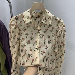 Chemise à manches longues florales française pour les femmes style printemps révélant légèrement lâche et unique