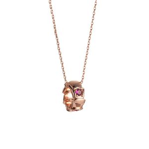 Français Ins Anneau Évidé Ensemble Rubis Collier Pour Femmes Or Rose Lumière De Luxe De Mode Charme Bijoux De Haute Qualité