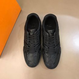 Zapatos de hombre de LUJO francés Marca de moda Diseñador de zapatillas de deporte para hombre Zapato casual de cuero genuino Tamaño 38-45 MKJYT0001