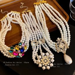 French Luxury Water Drop Pearl Set Crystal Collier Fashion Élégant chaîne de cols créatifs Exagérés Jewelry 240531