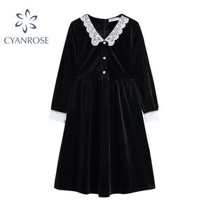 Franse retro jurk vrouwen kant patchwork zwart fluwelen v-hals elegante feestjurken dame knop casual tij midden-kalfvestioden 210417