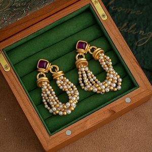 Franse Lente Mode Retro parel kwastje oorbellen vrouwen Oorsteker geel verguld met diamanten Designer Sieraden E2024-1