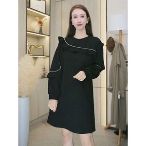 Estilo francés súper hermoso casual para mujer en otoño invierno, nuevo temperamento de alta gama, borde con volantes, vestido sanitario adelgazante y de felpa