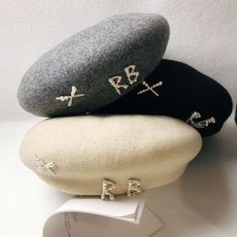 Style français polyvalent laine australienne perle RB béret macaron tout bonbon peintre chapeau tendance 240131