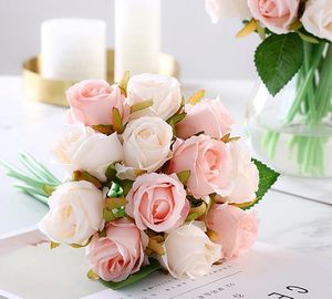 Bouquet de roses artificielles en soie fraîche, rouge, décoration de mariage colorée, décoration de Table de fleurs de demoiselle d'honneur artificielles