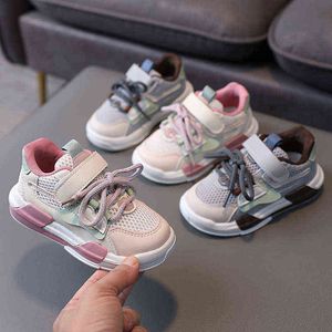 Fresh New Flat Heel Children Sneakers para la primavera de 2022 Chic Designer Kids Shoes Boy Grey Sneaker Pink Sports Shoes Girl E12302 Y220510