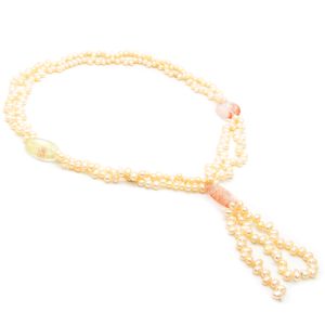 Bijoux en perles d'eau douce avec charme à la mode Collier de perles roses ovales naturelles de 7-8 mm avec charme féminin