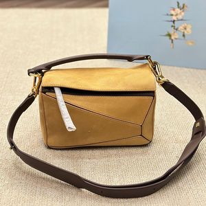 Frosted Crossbody Tas Kleine handtassen Portemonnee Koeienhuid lederen band Designer Letters Ritssluiting Bruine schoudertassen Kleine draagtas Portefeuilles