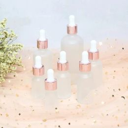 Matglas Essentiële Olie Parfumflesje Vloeibaar Reagens Pipet Druppelflesjes Met Rose Gouden Dop 5-100 Ml LL