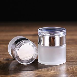 Pot en verre dépoli Bouteilles de crème Pots cosmétiques ronds Bouteille de crème pour le visage à la main Pots 20g-30g-50g avec capuchon en acrylique or / argent / blanc Doublure PP Vihm