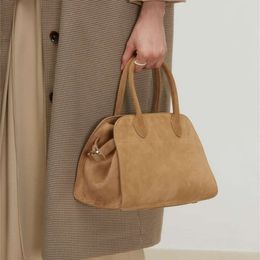 Tendance en cuir givré Dac à main de banlieue Luxury Luxury Simple grande capacité Sac féminin Tiktok Live Broadcast