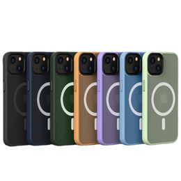 Étui de téléphone givré Apple pour iPhone 15 14 Pro Case magnétique sensible à la peau Case mobile Mobile Magsafe Wireless Full Frosted Case