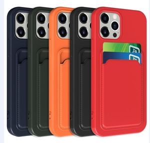 Étuis de téléphone en silicone givré TPU Silicones en caoutchouc souple Téléphones Matte Slim Cover Luxe avec fentes pour sac de carte de crédit pour iPhone14 13 12 11PRO XR XS MAX