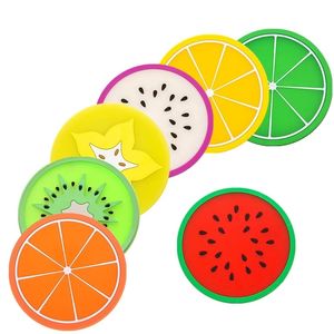 Taza de fruta Drinkware Forma de estera Almohadilla de silicona Almohadillas de aislamiento antideslizante Soporte Naranja / Sandía / Carambola Fruta Posavasos lindo