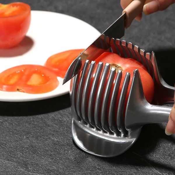 Outils de fruits et légumes Gadgets de cuisine Porte-oignon en acier inoxydable pratique Coupe-tomate de pomme de terre Accessoires de cuisine de sécurité 231206