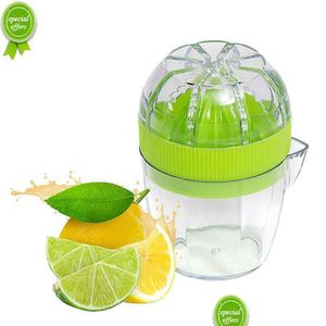 Fruit Groente Gereedschap Lmetjma Citroenpers Met Deksel Plastic Handmatige Juicer Oranje Persbeker Citrus Giet Tuit Kc0130 Drop Deliver Dhttb