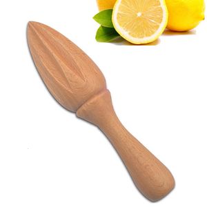Frutas vegetais ferramentas madeira cítrico reamer artesanal espremedor de limão feito de madeira europeia 6.1 polegadas 230831