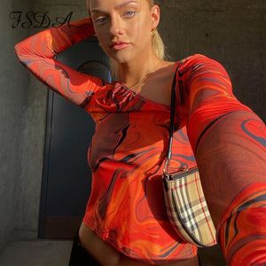 FSDA 2021 Tie Dye Imprimer À Manches Longues Crop Top Femmes Y2K Casual Été Printemps Esthétique Harajuku Découpé Orange Sexy T-shirts 90S Y0508