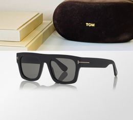FT 847 Lunettes de soleil Designer Plate classique Tom Brand pour les lunettes de soleil Site officiel 1: 1 Plaque de boîte haute beauté