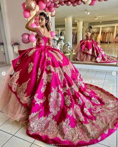 Fuchsia rose bouffant jupe Quinceanera robes 2023 épaules dénudées perlée applique Vestido de la Princesa Jasmine de Aladdin
