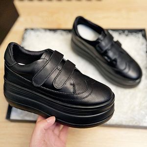 Fujin, zapatos informales de cuero genuino para mujer, plataforma con gancho y cuña, zapatillas de deporte a la moda para mujer, zapatos cálidos de piel para primavera y otoño para invierno