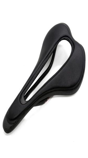 Fibra de carbono completa PU Cuero Saddle Ultralight Iatlia Saddle Superflow Mtb Road Race Bicycle Saddle Bike Asiento de montaña Bike6166440