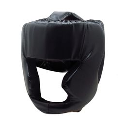 Casque de boxe épaissis à couverture Men de boxe Femmes Adulte Karaté Muay Thai Traine Protector Gym Equipment Taekwondo Head Guard 240416