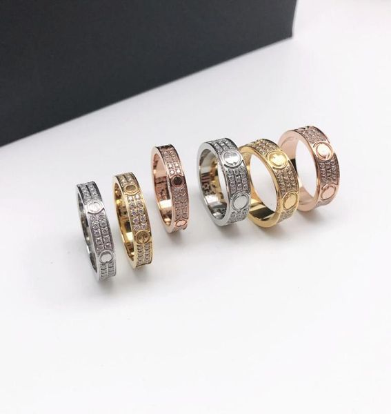 Full Diamond Designer Love Ring Gold Silver Band anneaux en titanium Steel for Men Women Rose Gold Anneaux pour les amants Couple Jewelry Wedd5673213
