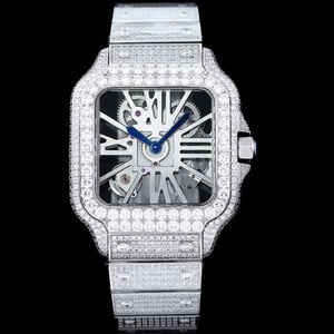 Full Diamond Hollow Out Watch Mouvement à quartz pour hommes Montres 39,8 mm avec bracelet en acier serti de diamants Montres-bracelets d'affaires Montre de Luxe