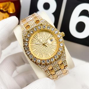 Volledige diamant heren horloges fashion design iced out quartz uurwerk horloge voor mannen kleurrijke steen splash waterdicht glanzend onder ligh2498