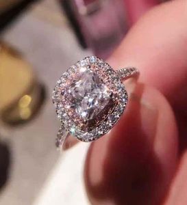Volledige Diamond MicroInlaid Vierkant Roze Kunstmatige Diamanten Ring Women039s Overdreven Trouwring Ornament6556972