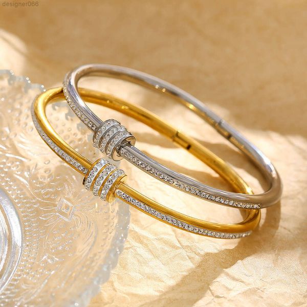 Bracelet Bracelet à la taille de diamant complet Bracelet pour femmes de haut niveau Titane en acier lin