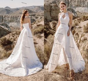 Full lace country bruiloft jumpsuit met afneembare trein 2022 halter nek backless bohemian beach bridal jurk broek pak