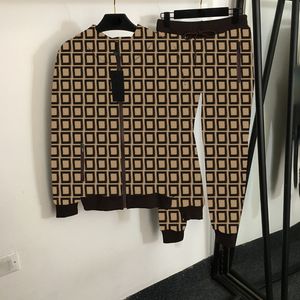 Survêtements imprimés complets lettres de luxe vestes pantalons à la mode deux pièces Sport survêtement personnalité à capuche manteau pantalon ensemble