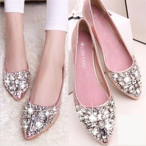 full size Voorraad 2016 roze champagne trouwschoenen zilver puntschoen kralen kristallen bruids schoenen speciale schoenen prom meisjes flats BO1965