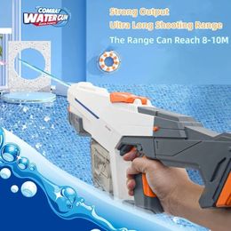 Volledig automatisch met continue verlichting met hoge capaciteit speelgoedpistolen Summer Electric Water Gun Pun Pool Buitenspeelgoed voor kinderen Volwassenen 240420