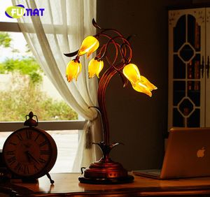 FUMAT lampe de Table en verre fleur européenne lampes de chevet abat-jour en verre jaune feuilles vertes Art déco salon lampes de table LED5706347