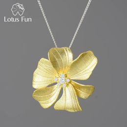 Amusant 18K or Zircon élégant grande fleur de pivoine pendentifs et colliers pour femmes 925 chaînes en argent Sterling bijoux de luxe 240116