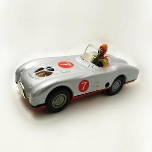 Collection adulte drôle rétro jouet à remonter en métal étain Racer sur voiture de course mécanique horloge jouet figurines modèle enfants bébé cadeau 240307