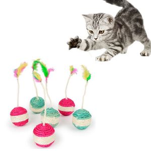 Grappige Cat Tumbler Bal Speelgoed Hond Kitten Rolling Sisal Kraching Bal Puppy Interactive Feather Play Dolls Teaser Pet Supplies