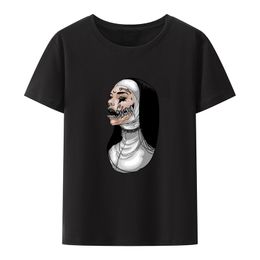 Horreur drôle Nun Crewneck Graphic T-shirts O-cou Vêtements d'été pour hommes mignons paires imprimées T-shirt Satan Top confortable