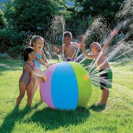 Grappige opblaasbaar spuitwaterbal kinderen Water Sprinkler Ball Zomer Outdoor zwembad Beach spelen The Lawn Balls Playing Toys 240329